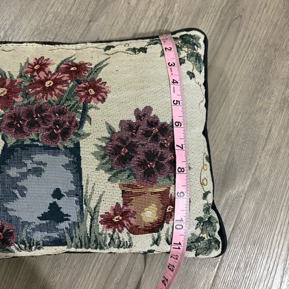 Needlepoint Tapestry Throw Pillow Watering Can Floral Spring 12x17 Easter Garden - Picture 8 of 12